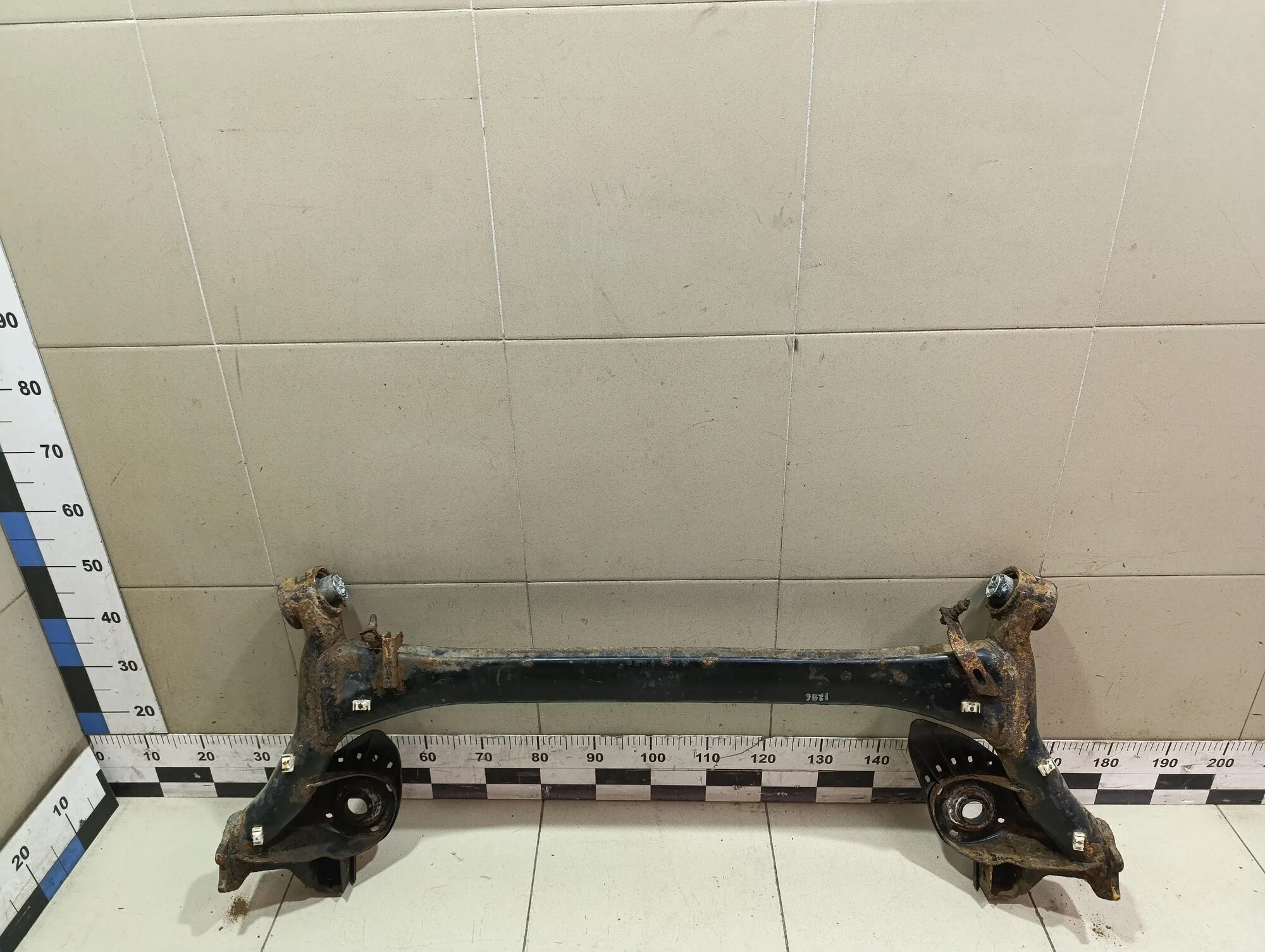 Балка задняя Fabia 2007-2015