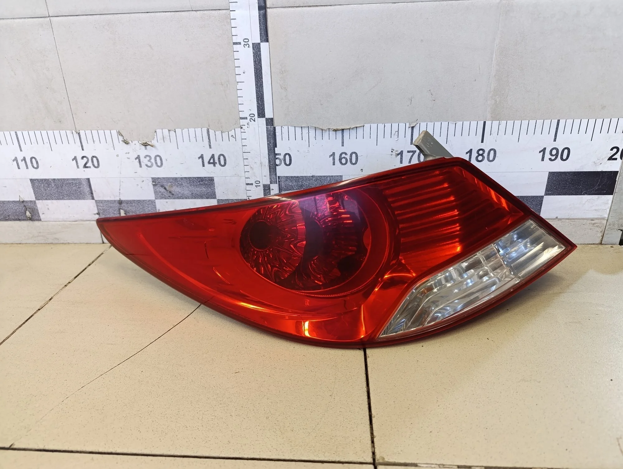 Фонарь задний левый Solaris 2010-2017