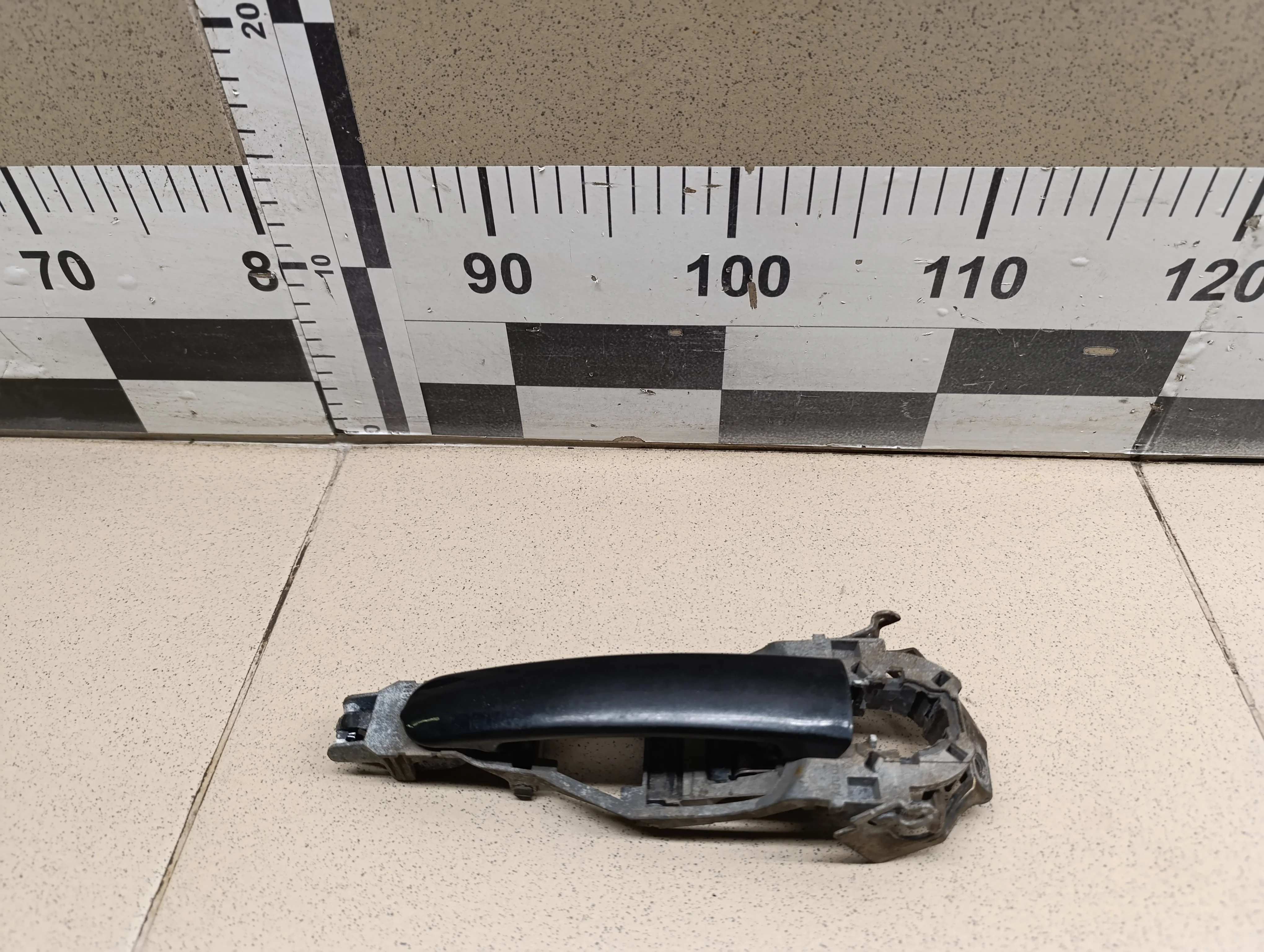 Ручка двери передней наружная левая Passat [B5] 2000-2005