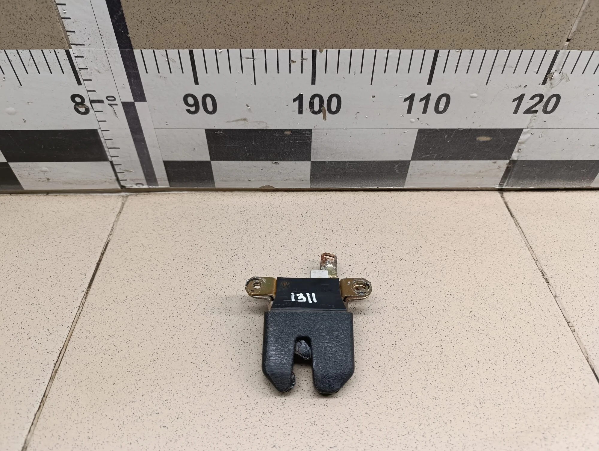 Замок багажника Passat [B5] 1996-2000