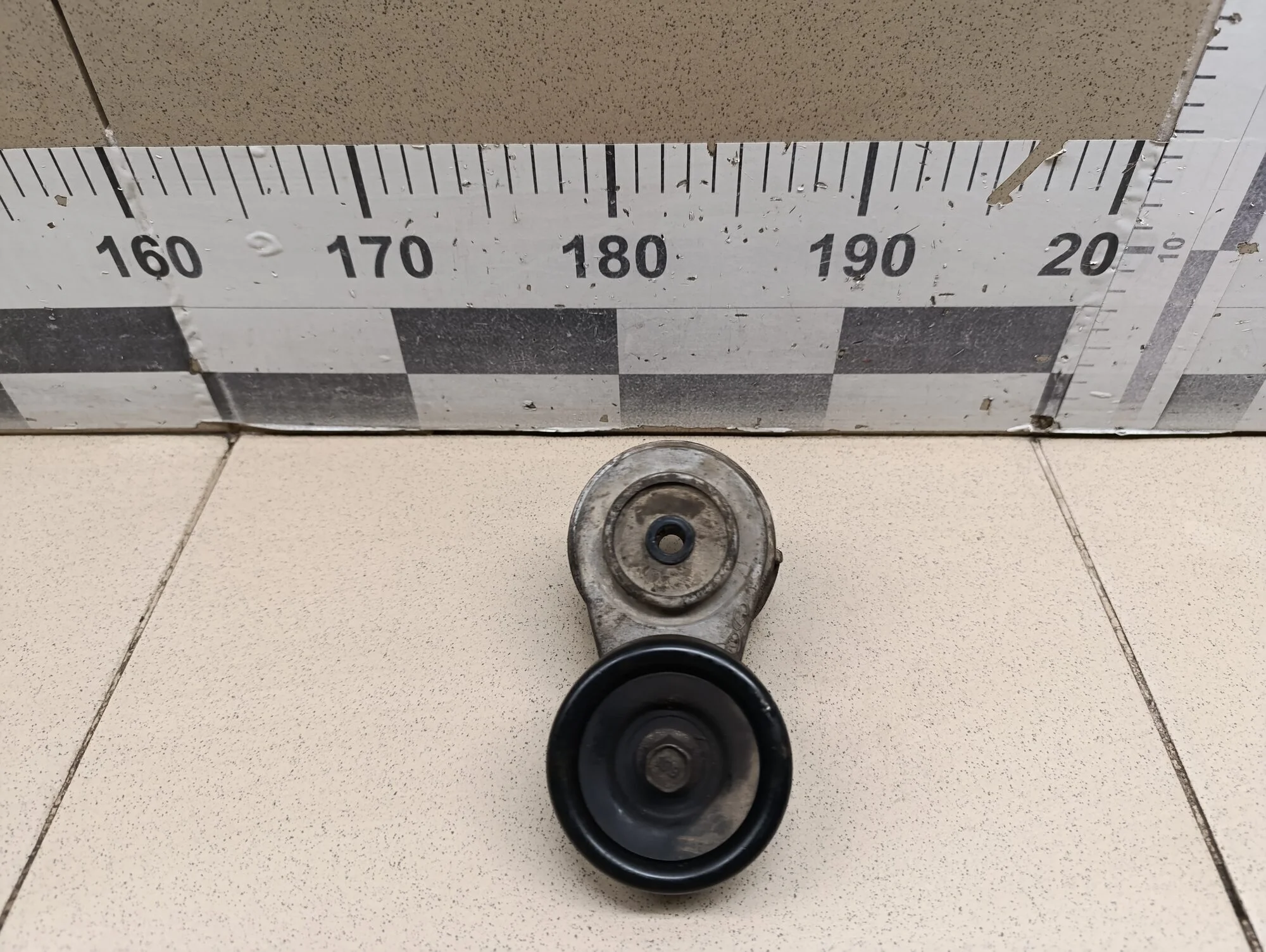 Натяжитель ремня Solaris 2010-2017