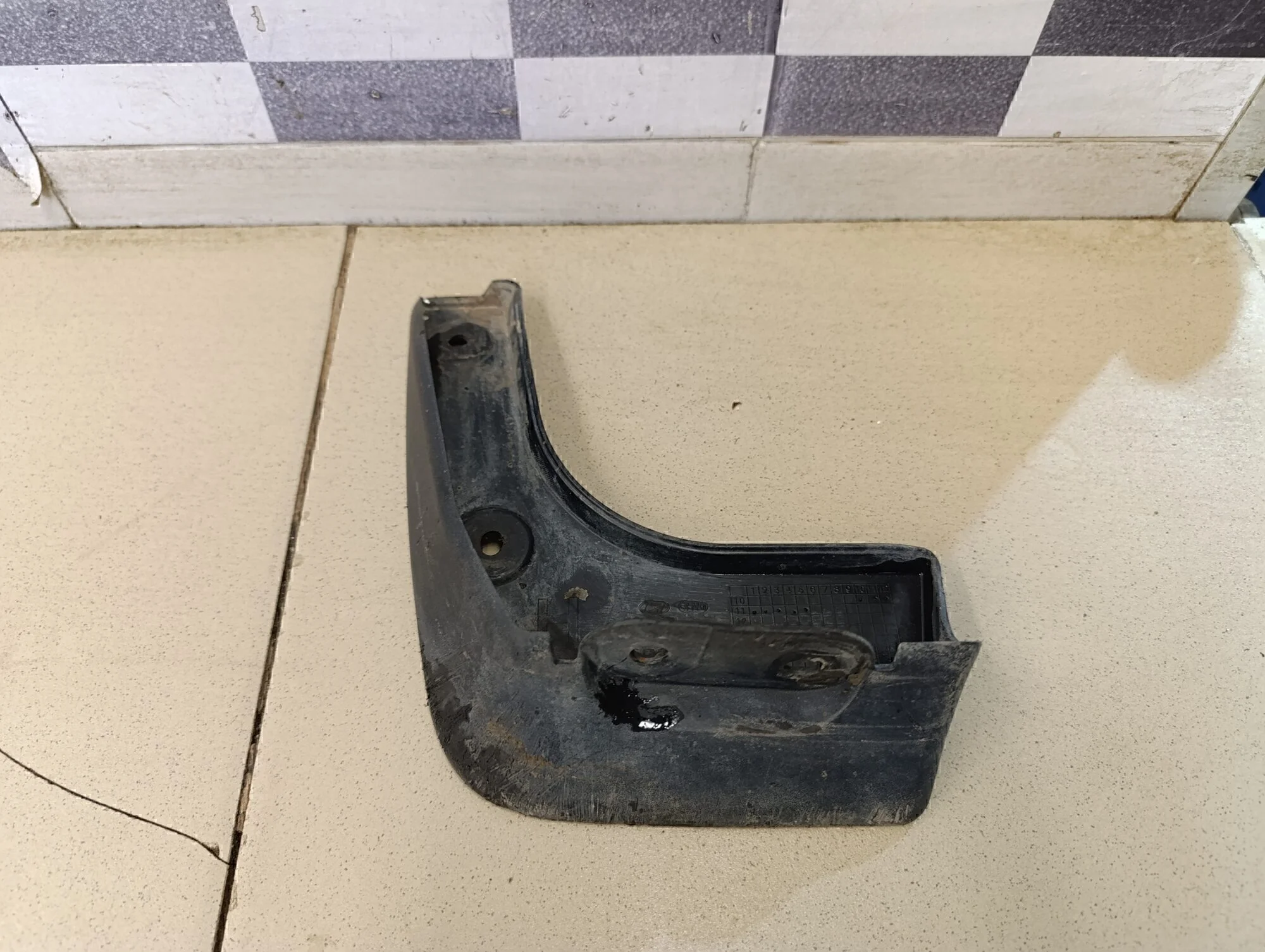 Брызговик задний левый Solaris 2010-2017