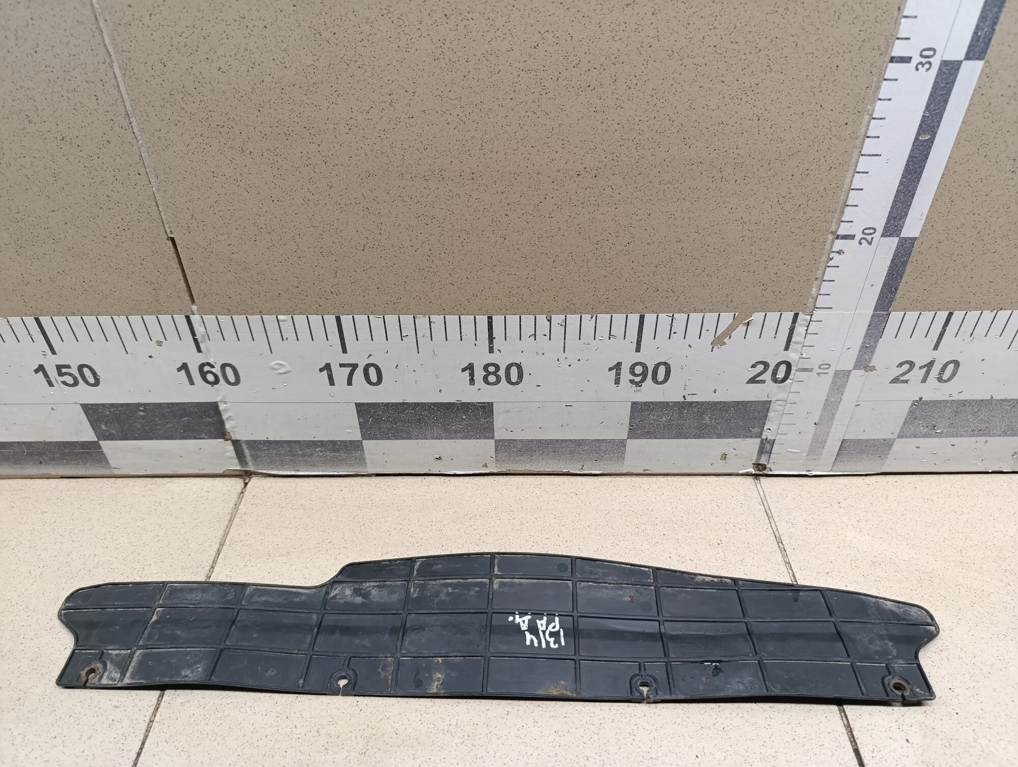 Воздуховод радиатора верхний Solaris 2010-2017