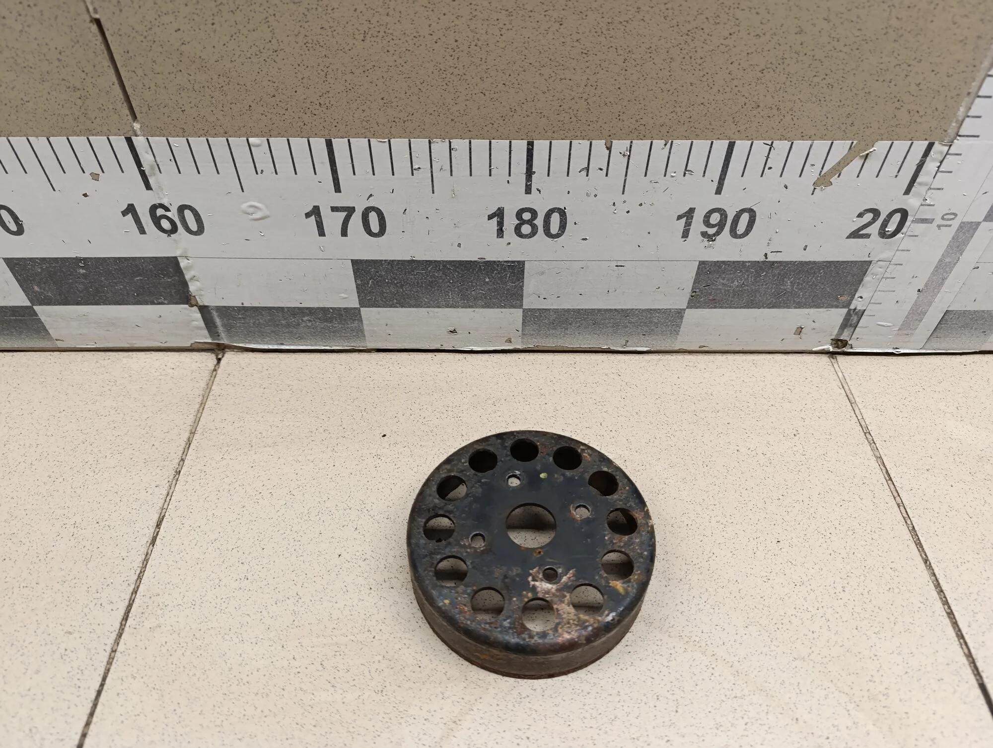 Шкив водяного насоса (помпы) Solaris 2010-2017