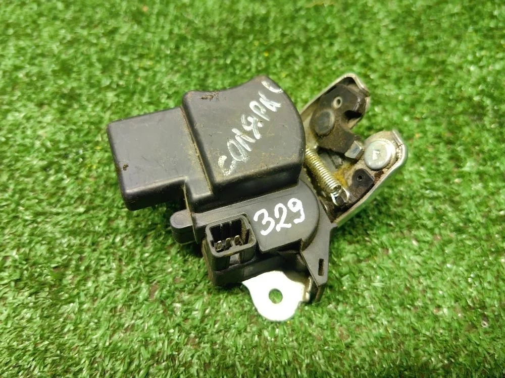 Замок багажника Hyundai Solaris 1