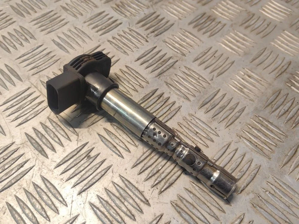 Катушка зажигания Volkswagen Passat B5+