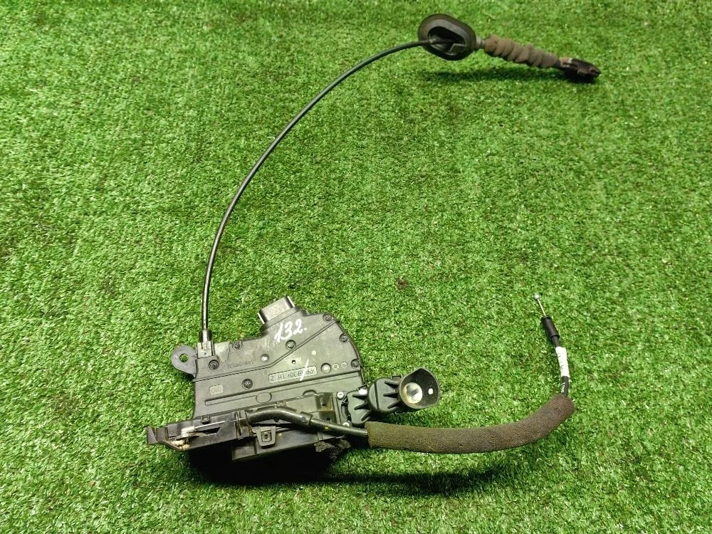 Замок двери передний левый Renault Kaptur