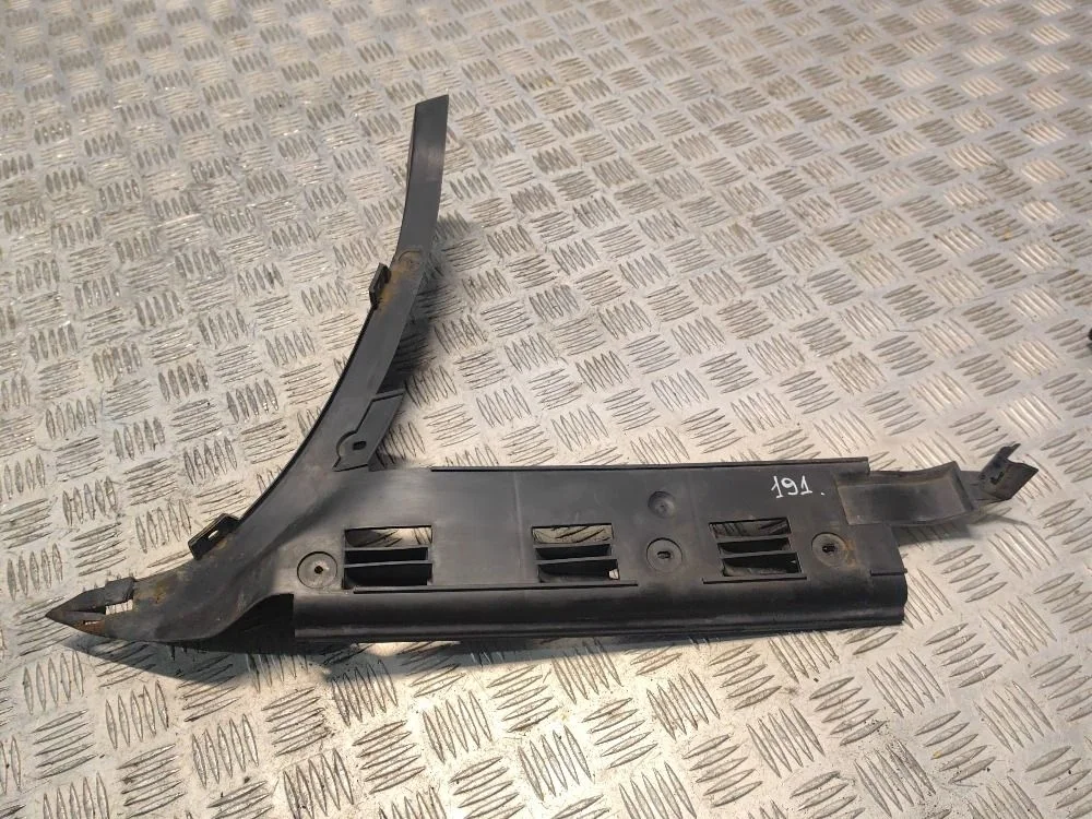 Кронштейн заднего бампера левый VW Passat B5+