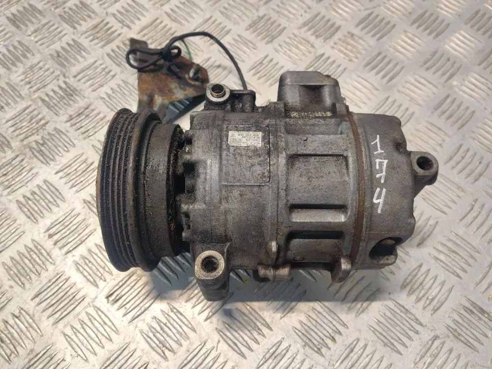 Компрессор кондиционера VW Passat B5+