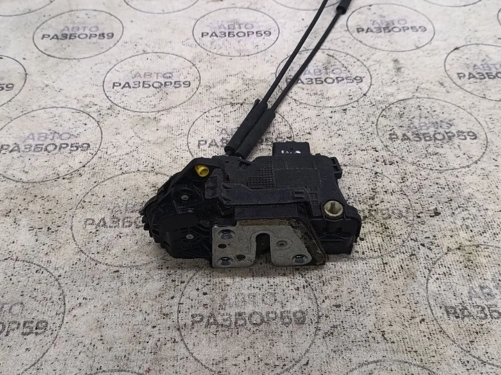 Замок двери передней левой Kia Cerato II (2008—2013)