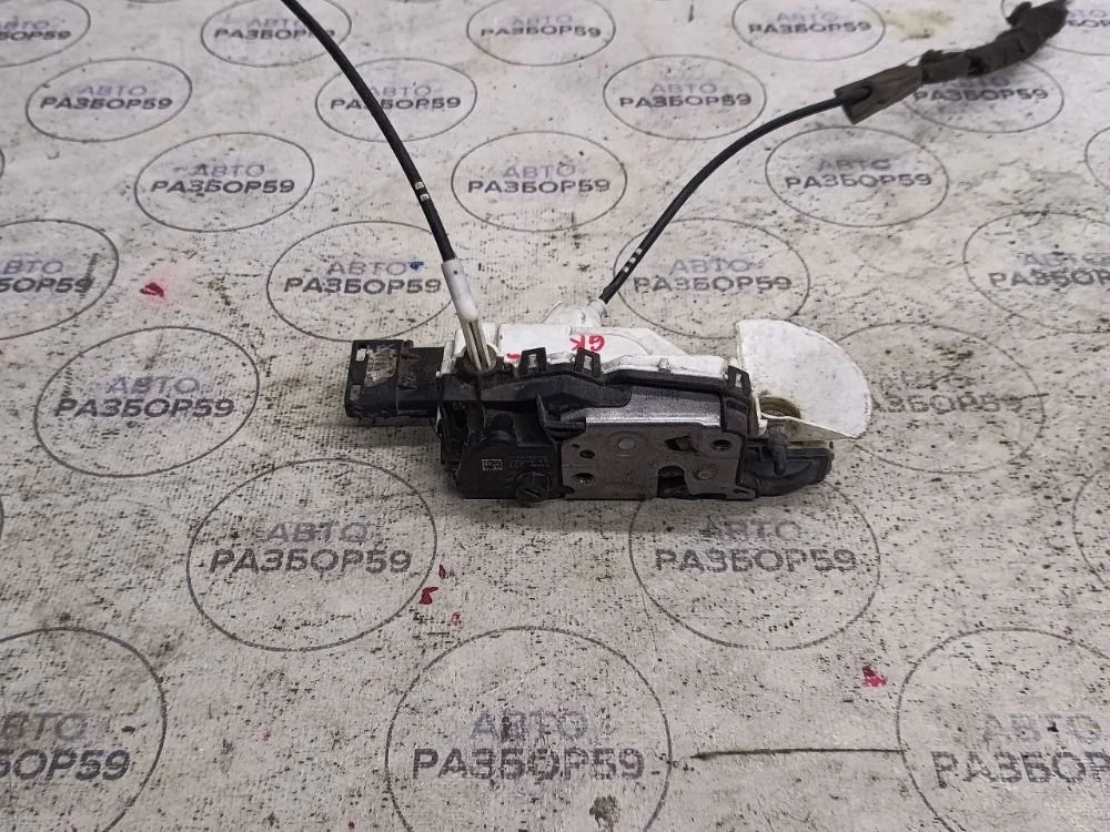 Замок двери передней левой Peugeot 3008 I (2009—2013)