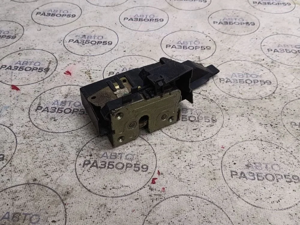 Замок двери передней левой Renault Symbol I рестайлинг (2002—2006)