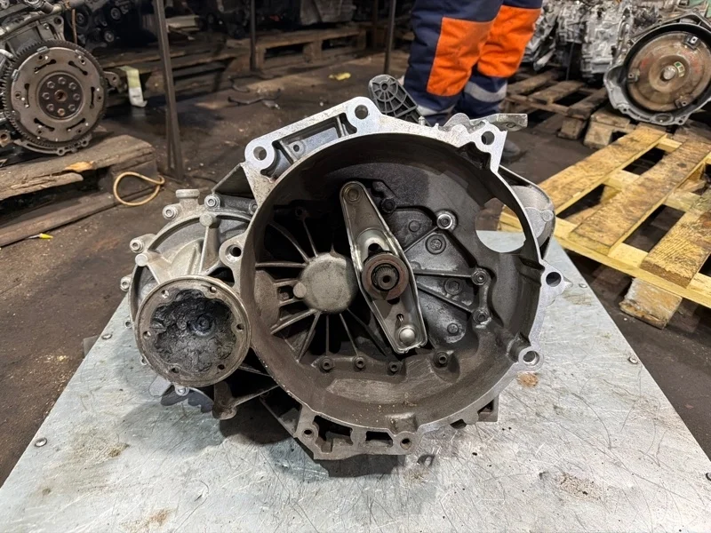 МКПП Volkswagen 0AJ300040R