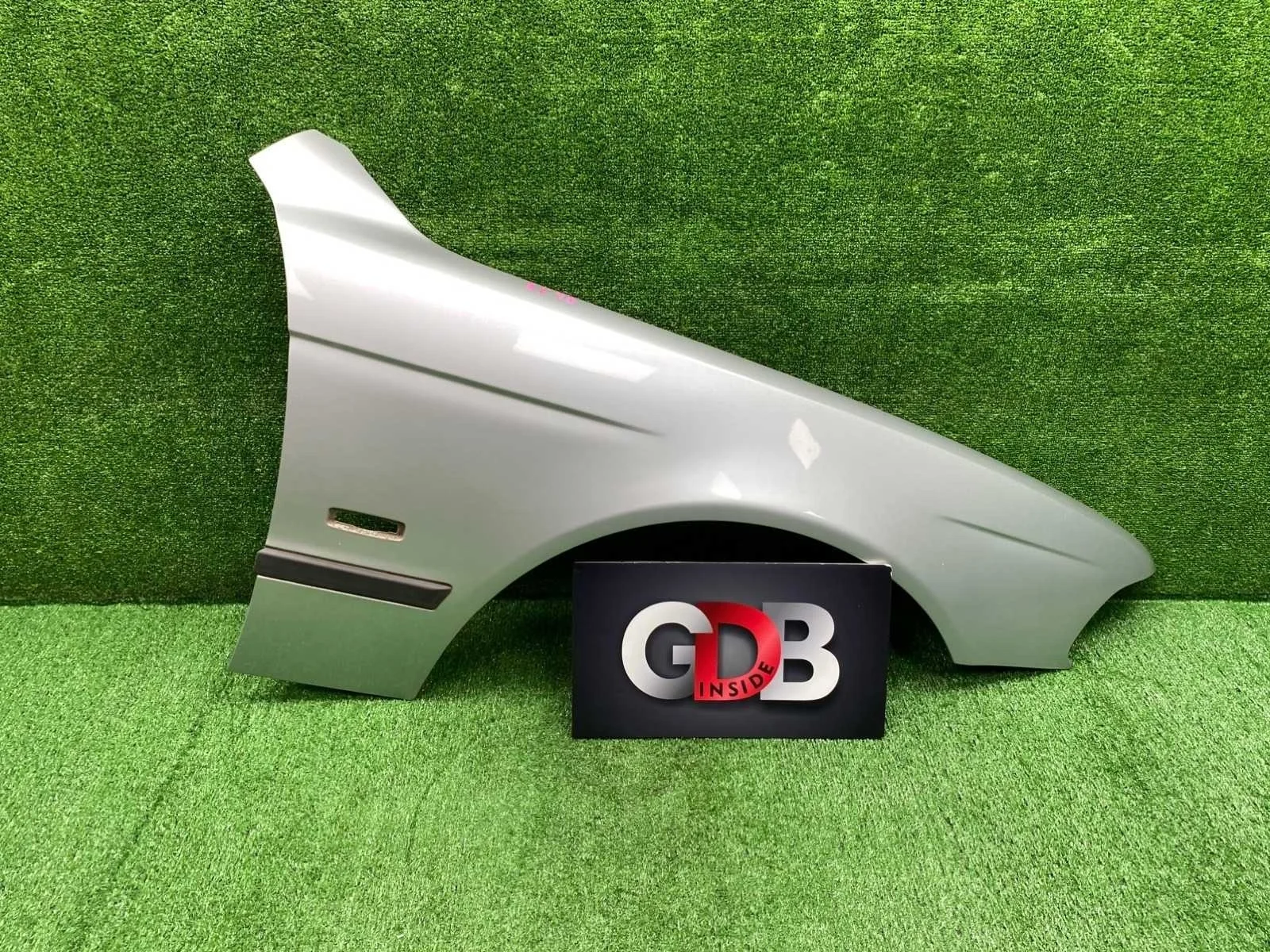 Крыло BMW 5 series 05.11.1999 41358162134 E39 M52B28TU, переднее правое