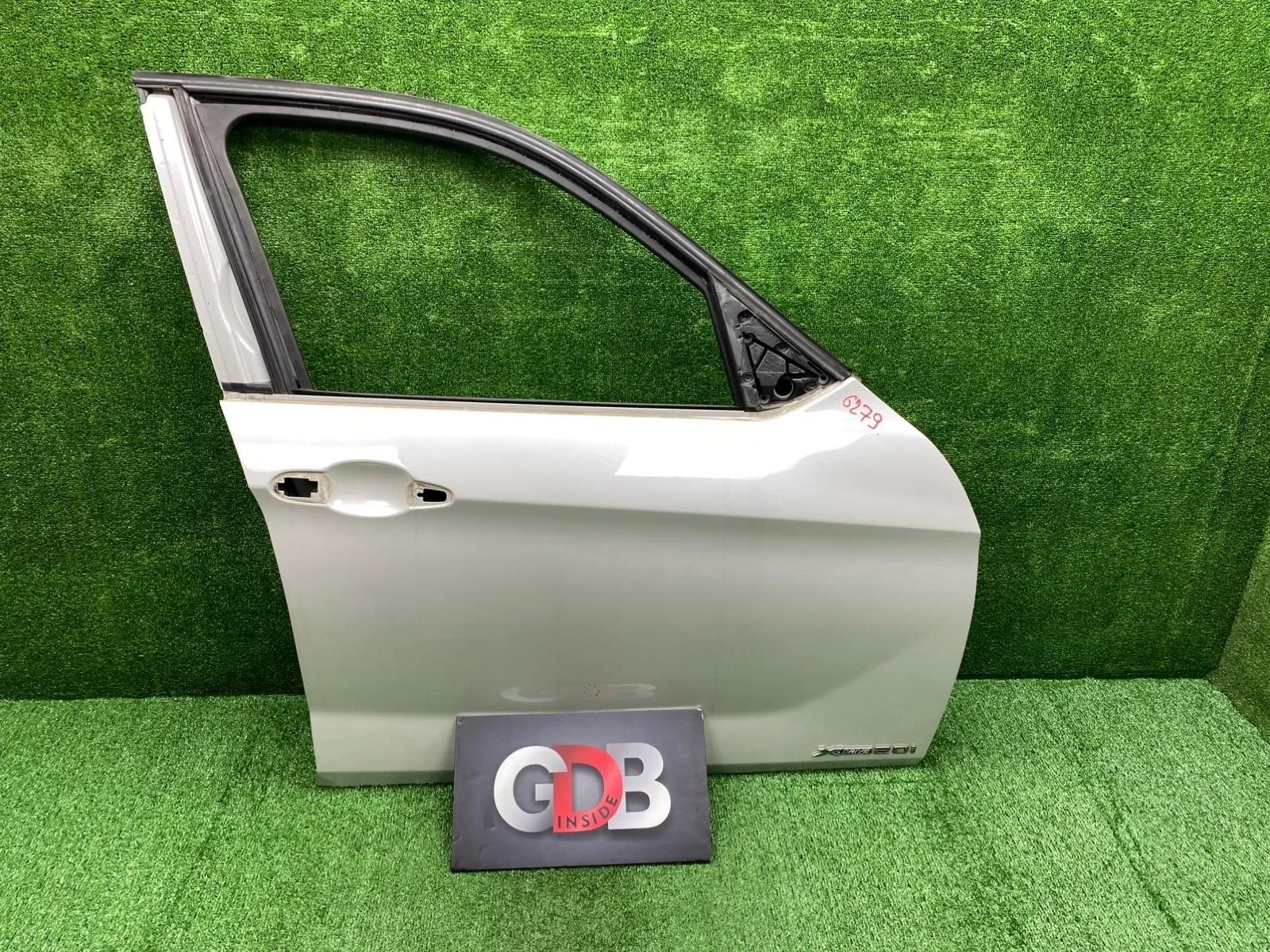 Дверь BMW X1 07.12.2011 41517339358 E84 N20B20A, передняя правая