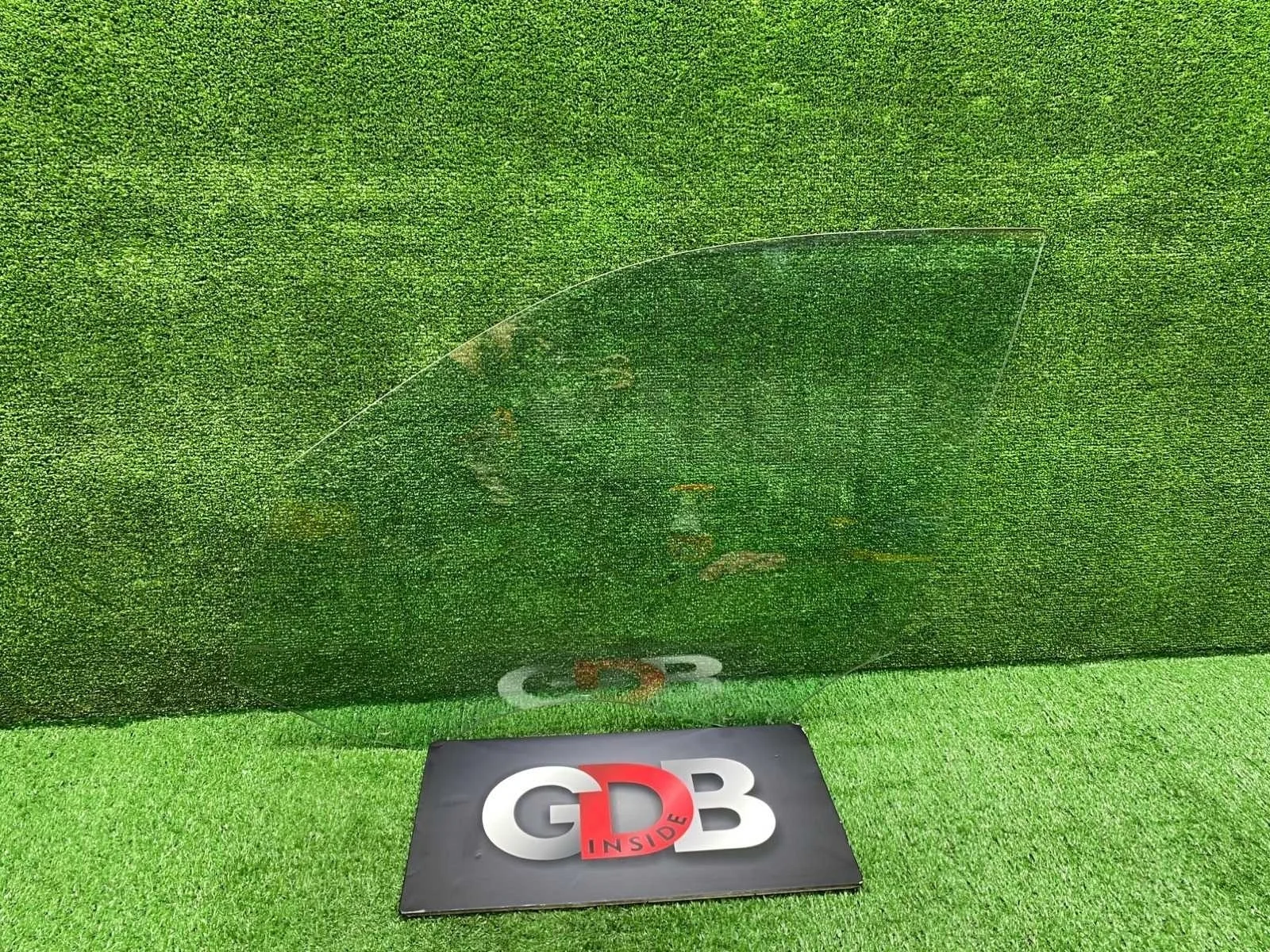 Стекло двери BMW X1 07.12.2011 51332990295 E84 N20B20A, переднее левое