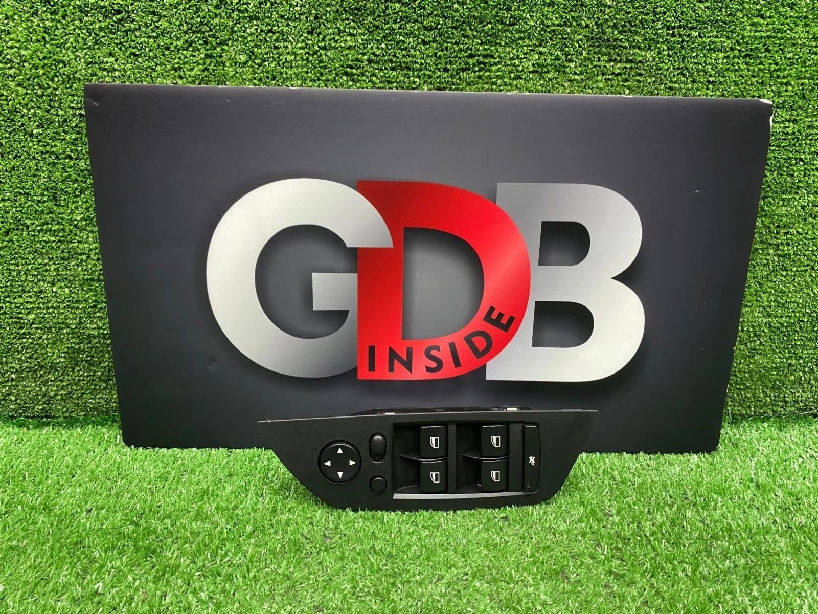 Блок управления стеклоподъемниками BMW X1 07.12.2011 61319216049 E84 N20B20A