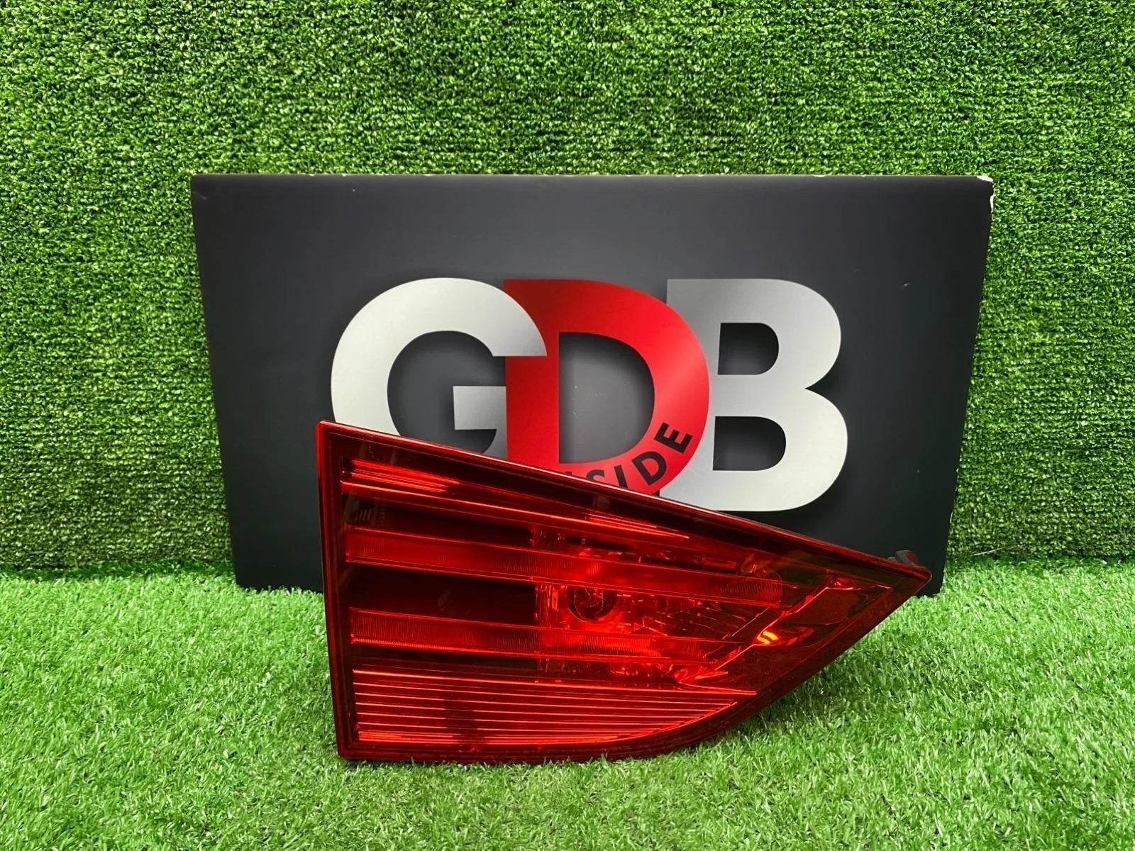 Фонарь внутренний BMW X1 07.12.2011 63212990113 E84 N20B20A, задний левый