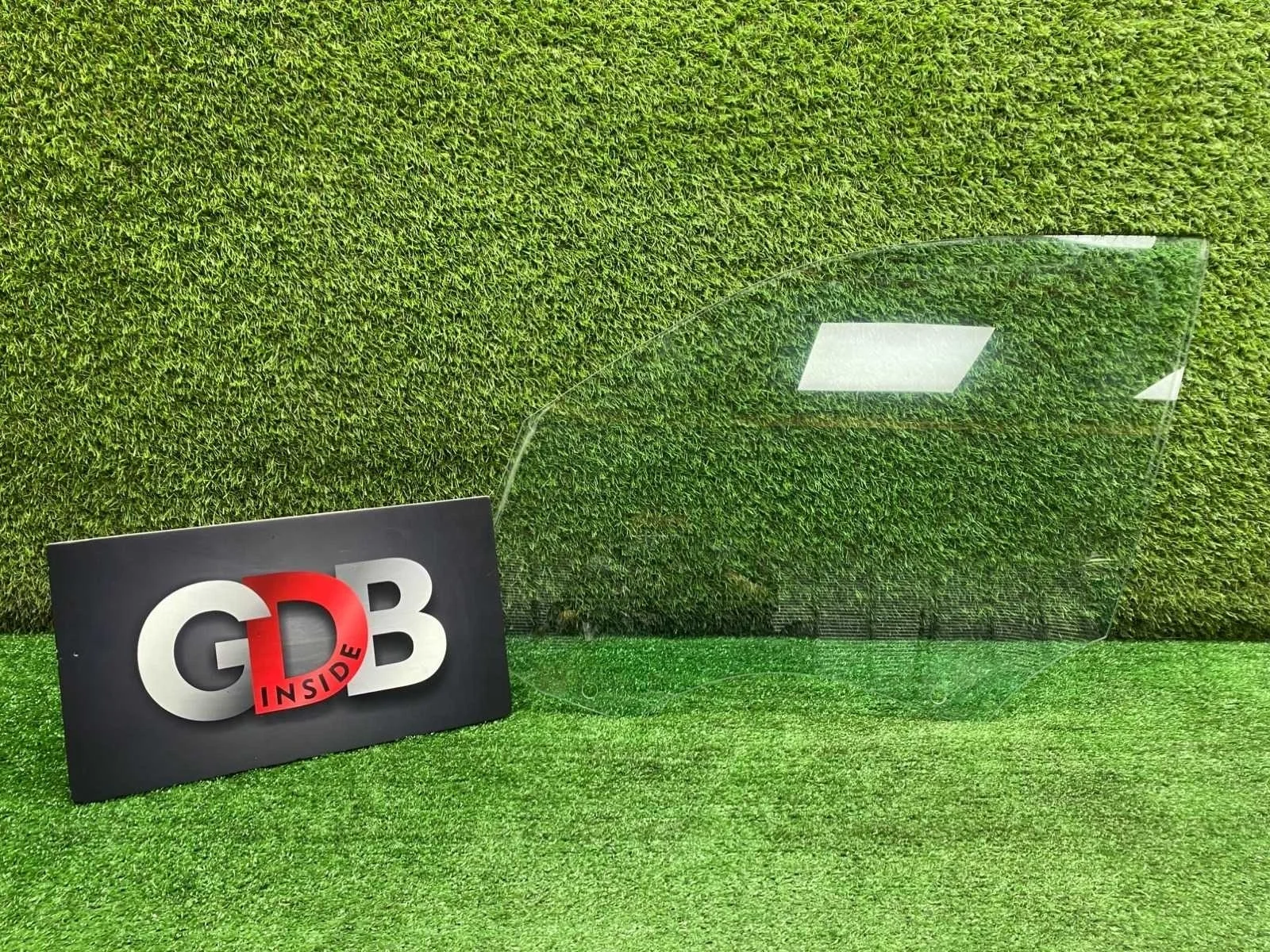 Стекло двери BMW X1 23.02.2012 51332990295 E84 N20B20A, переднее левое