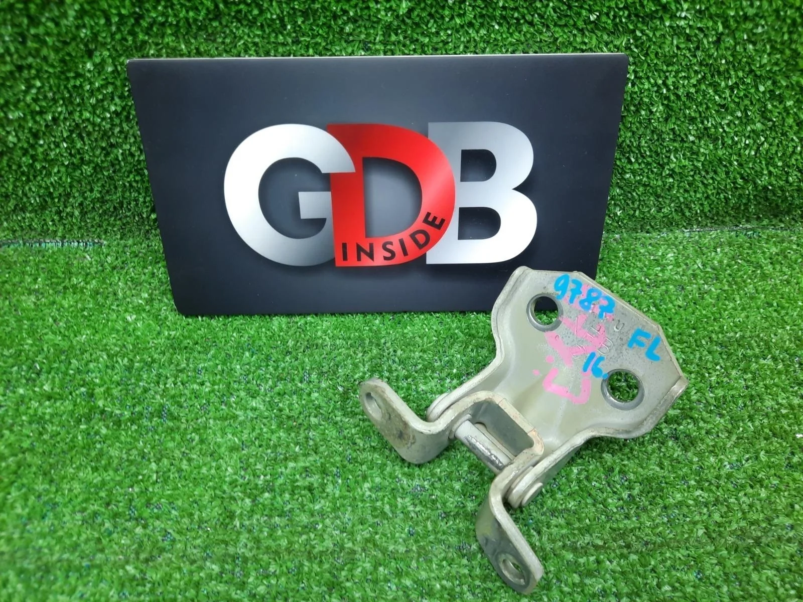 Петля двери Subaru Impreza WRX 06.12.2001 61220FA010 GDA EJ205, передняя