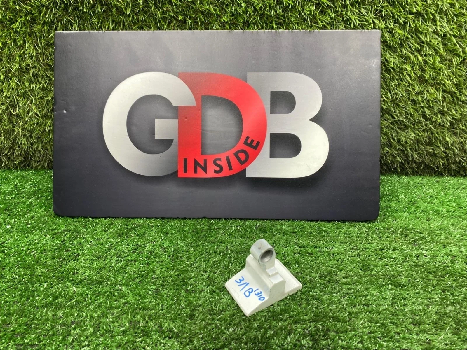 Петля двери BMW X5 22.10.2013 41527200243 F15 N57D30A, задняя левая