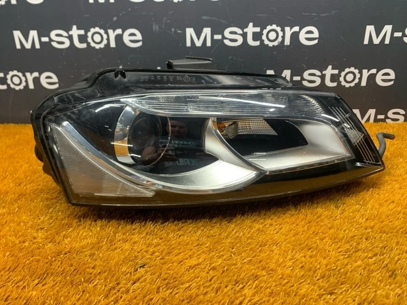 Фара Audi A3 2011 8P0941030BF 8P CAXC, правая