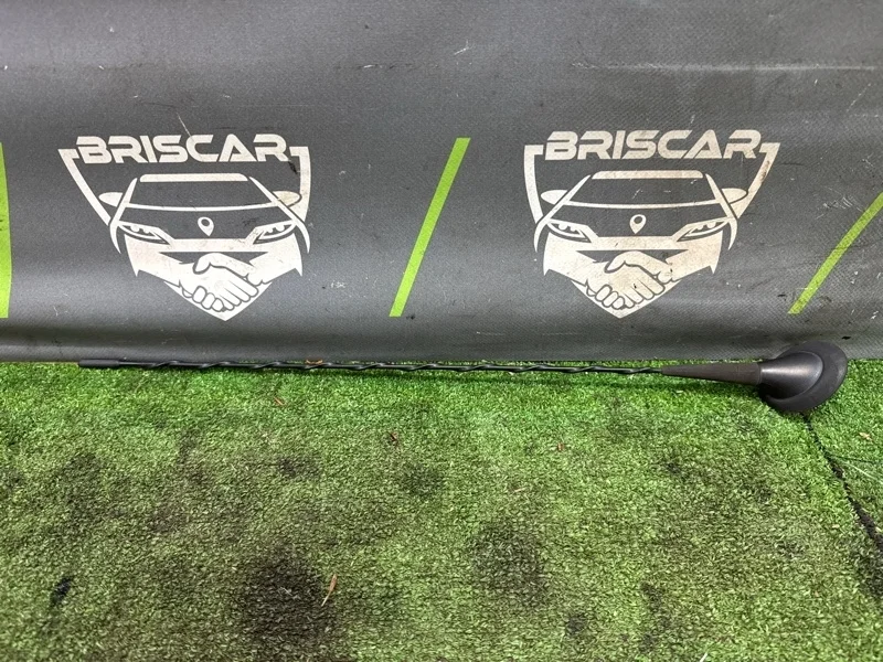 Антенна Mazda Mazda3 2007 GJ6A66930A BK Z6