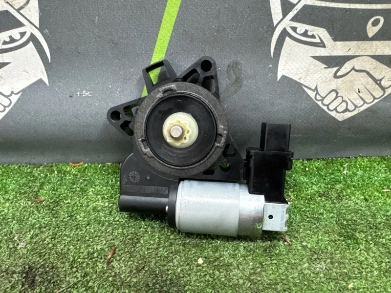 Мотор стеклоподъемника Mazda Mazda3 2007 G22C5858XF BK Z6, передний правый