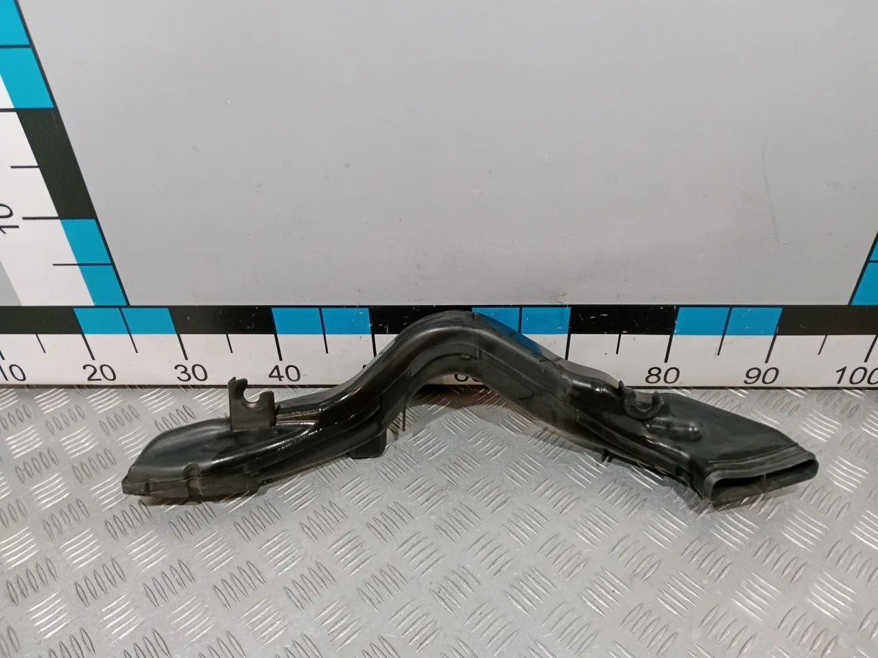 [Б/У] Воздуховод [Код: 00684867 ]