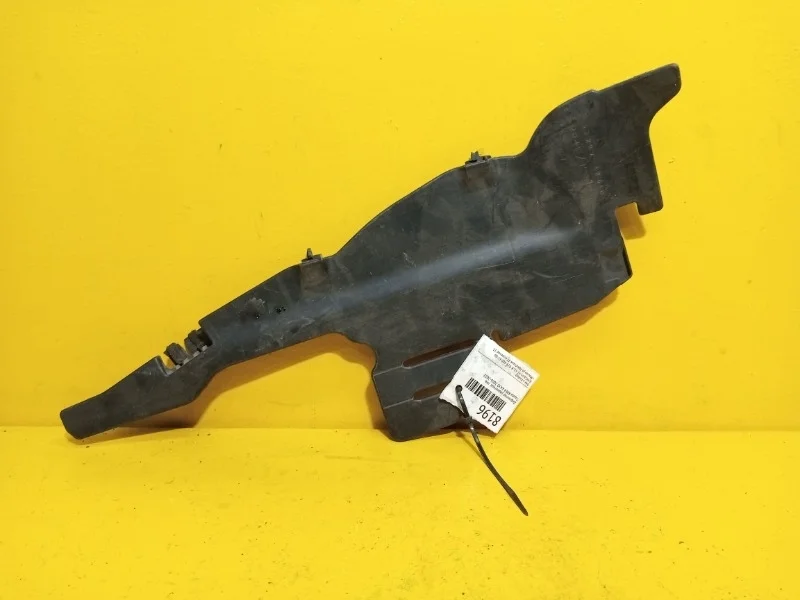 Дефлектор радиатора Toyota RAV4 XA30 2006-2012