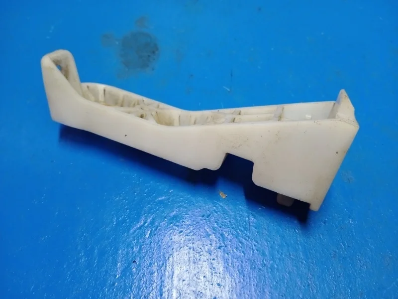 Кронштейн фары MITSUBISHI Outlander XL 2006-2009