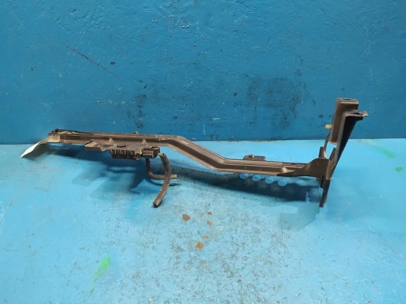 Кронштейн замка капота Infiniti M37, M25, Q70, , 2010-2014