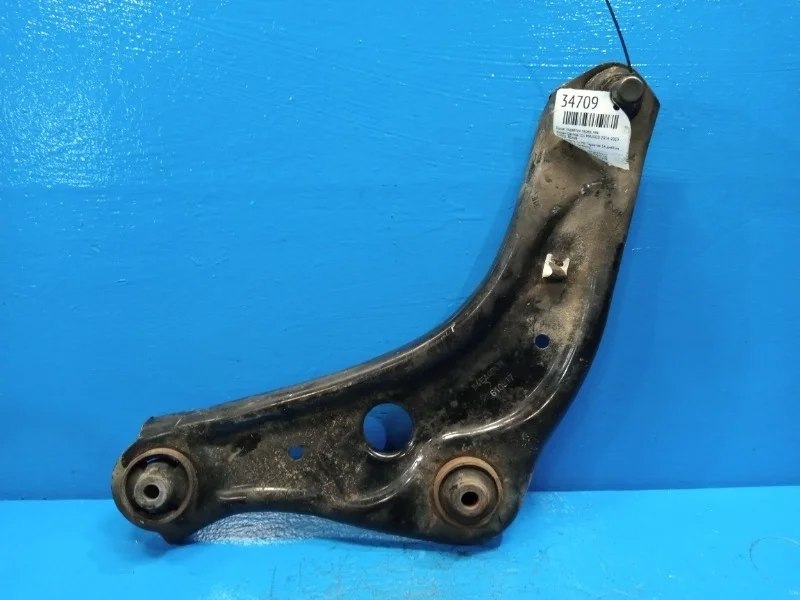 Рычаг подвески Nissan Qashqai J11 2014-2016
