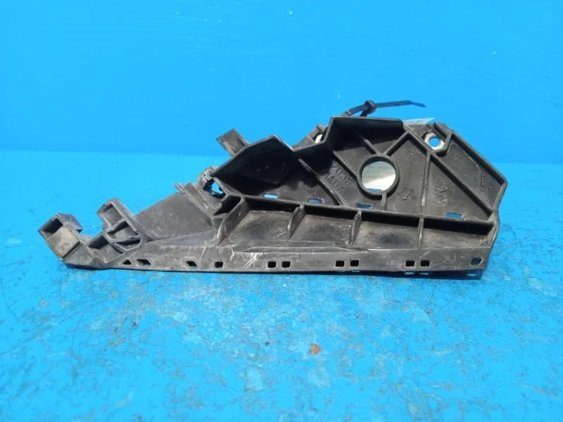 Кронштейн бампера Infiniti M 2010-2014