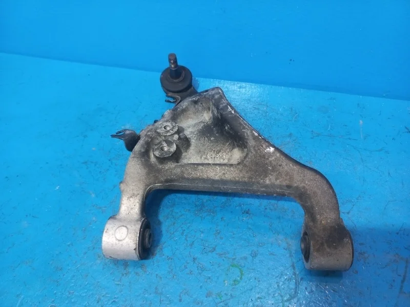 Рычаг подвески верхний Nissan Teana J31 2000-2007