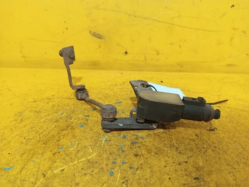 Датчик положения кузова Audi TT 2006-2010