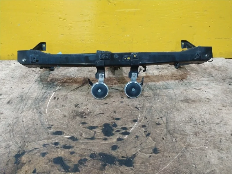 Кронштейн бампера Mitsubishi Pajero Sport 3 2015-2019