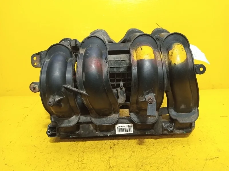 Коллектор впускной Ford Focus 2 2005-2011