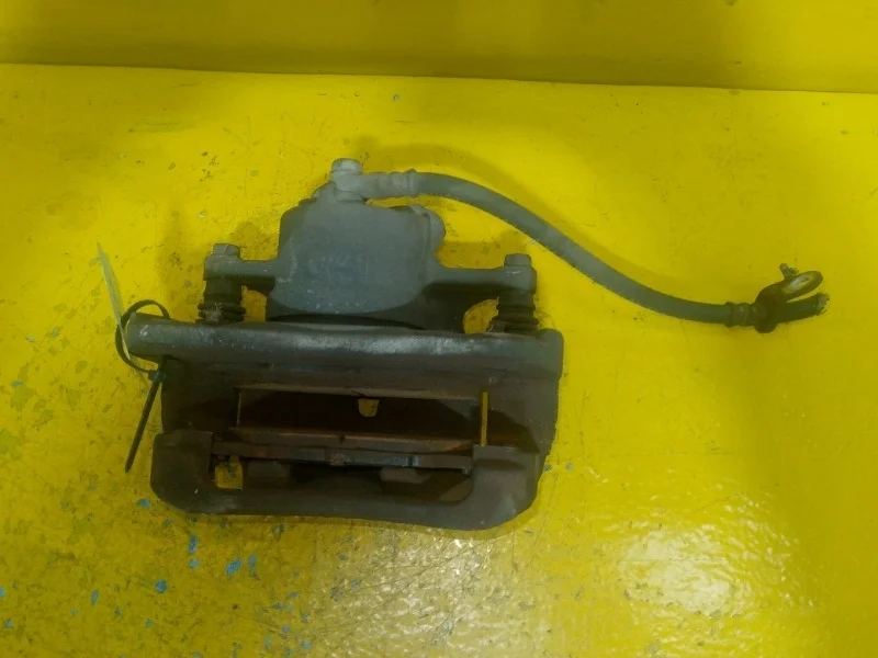 Суппорт тормозной Toyota Camry XV40 2006-2011