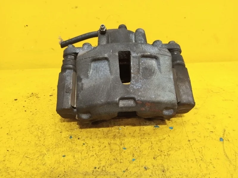 Суппорт тормозной Toyota Camry XV40 2006-2011