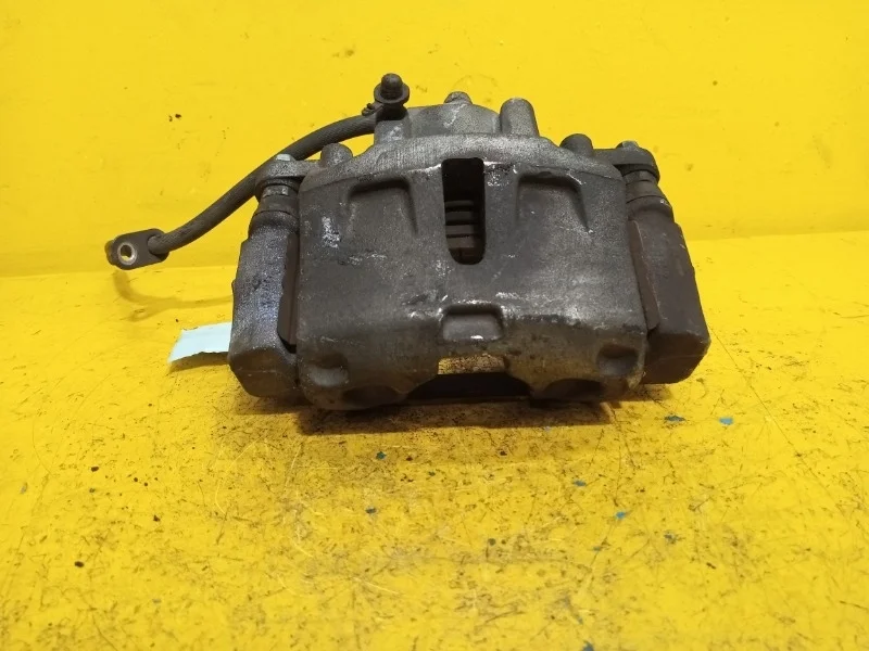 Суппорт тормозной Toyota Camry XV40 2006-2011