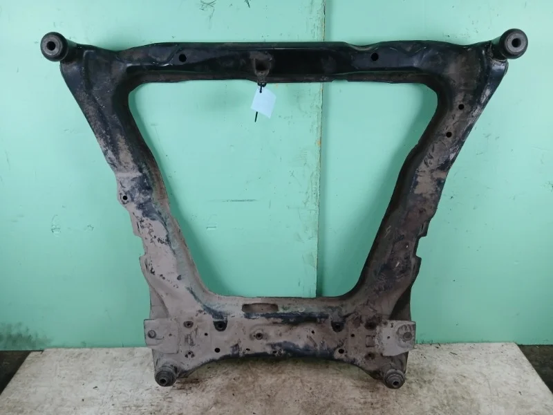 Подрамник Nissan Qashqai J10 2006-2014