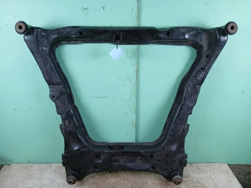 Подрамник Nissan Qashqai J10 2006-2014