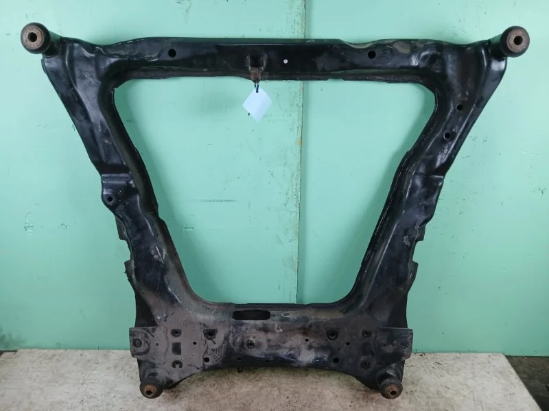Подрамник Nissan Qashqai J10 2006-2014