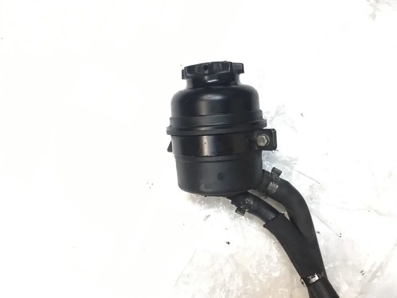 Бачок гур BMW