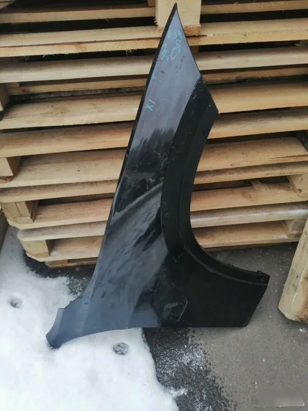 Крыло BMW X1 2009-2012 E84