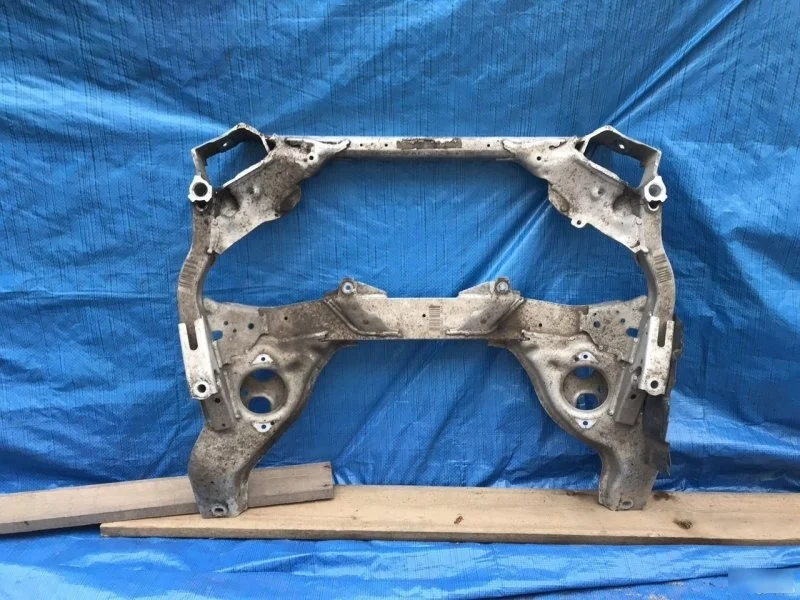 Подрамник BMW X1 E81, E82, E84