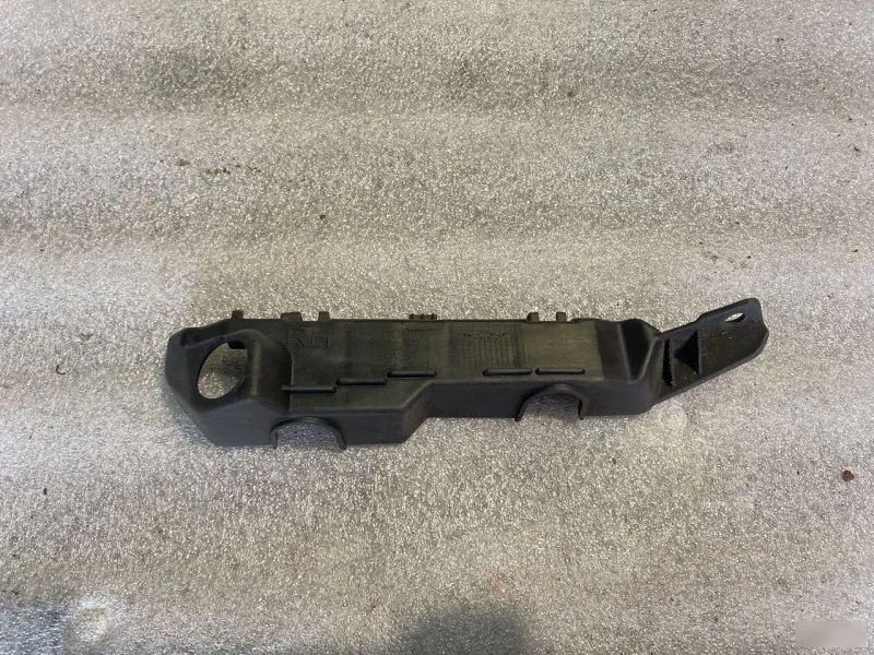 Крепление бампера Kia Ceed 2 JD