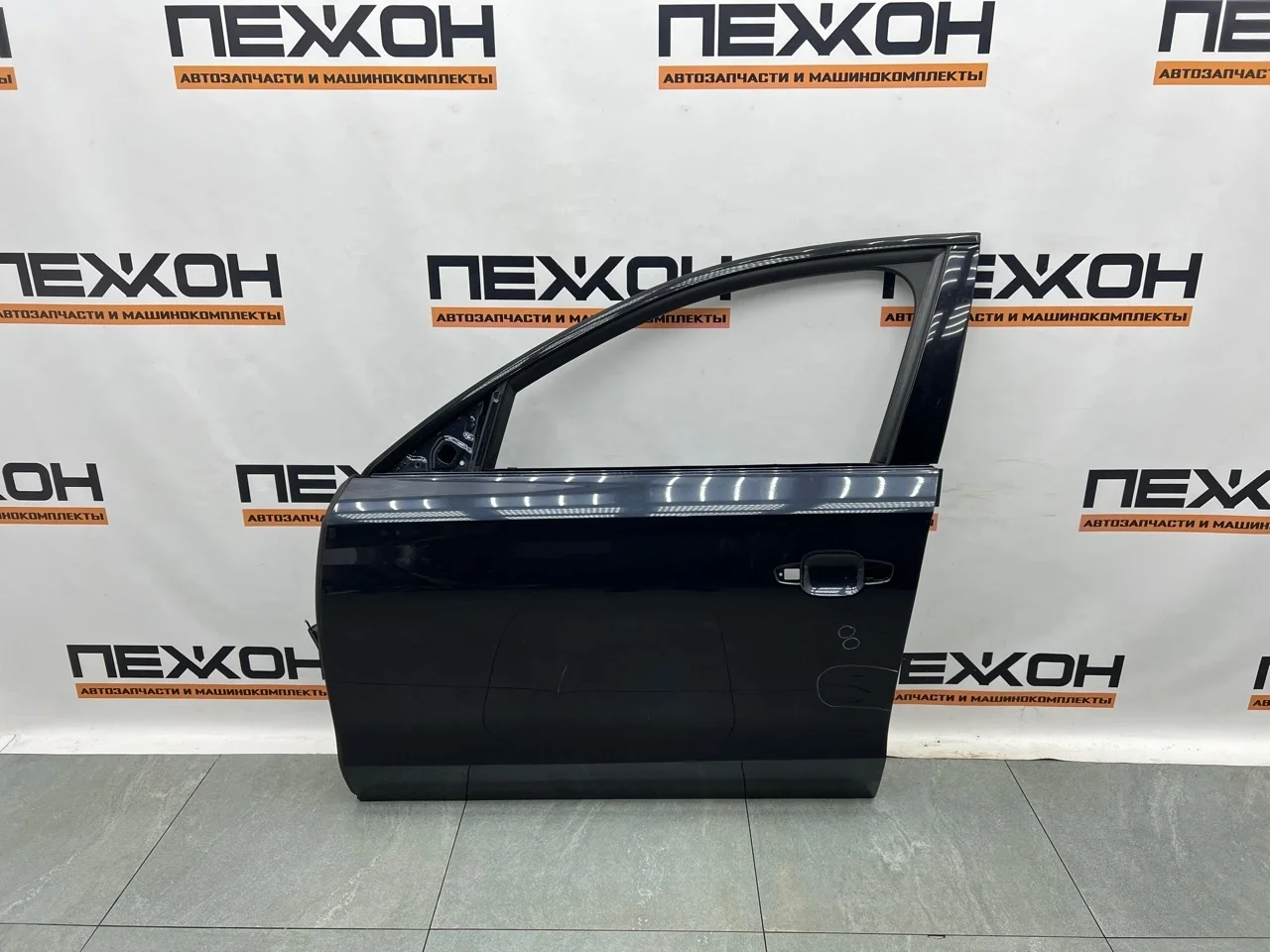 Дверь AUDI A8 2016 4H0831051B D4 3.0 CTBD, передняя левая