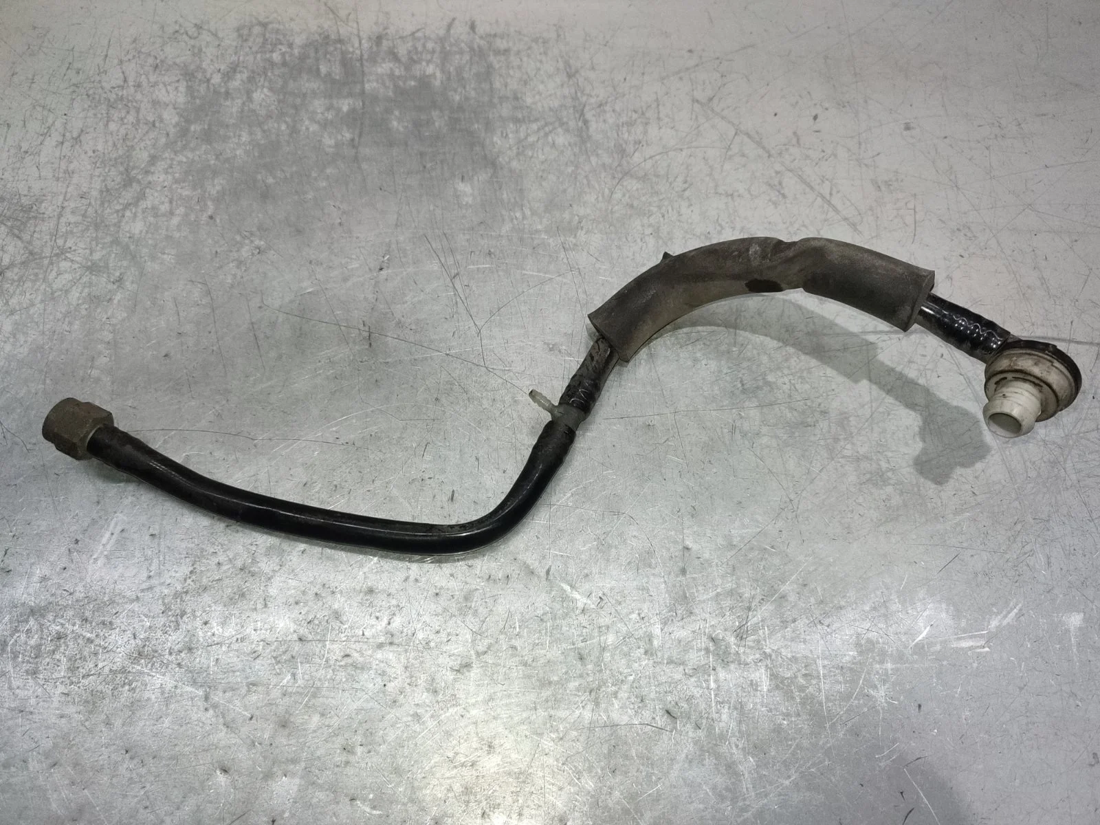 Трубка вакуумная усилителя тормозов SsangYong Kyron 2009 D130